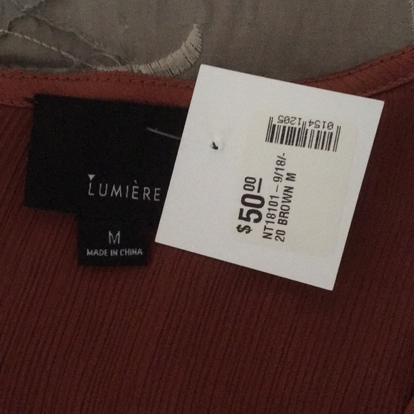 Lumiere by Bluspero blouse size medium - Picture 6 of 6